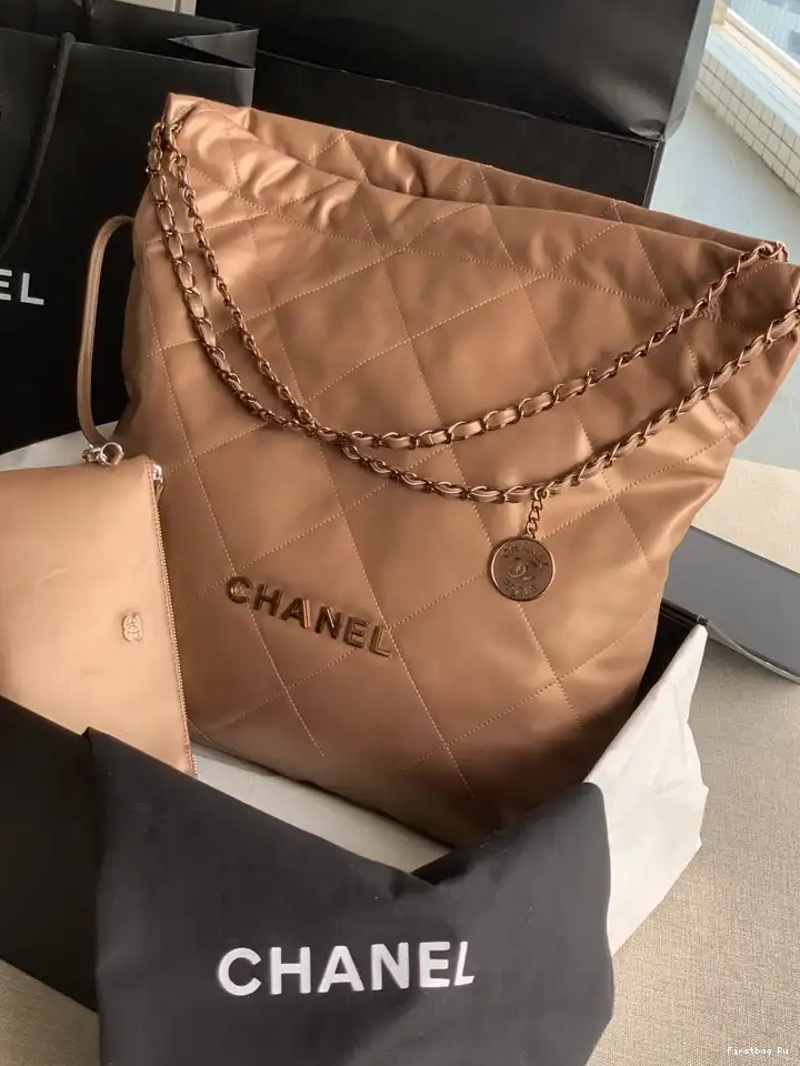 First Bag Ru 22 LARGE HANDBAG CHANEL 0706